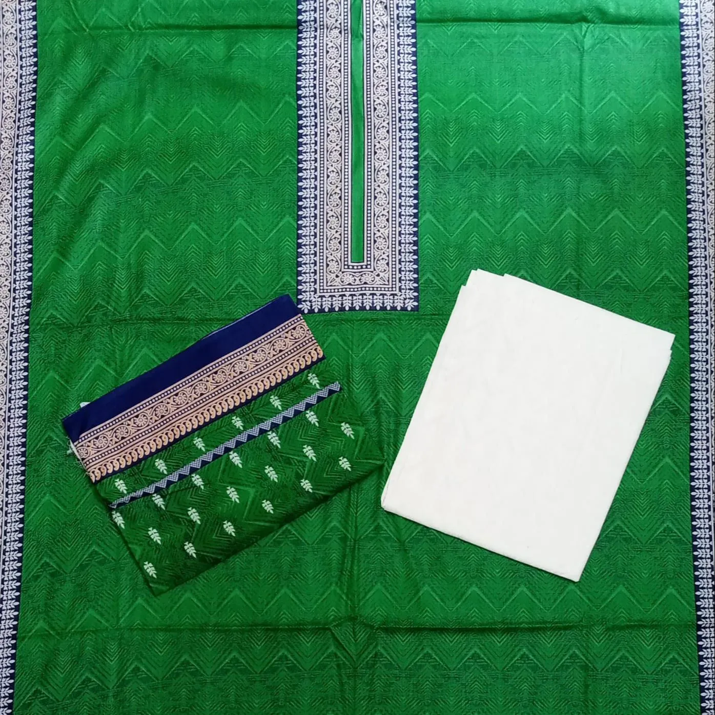 f39e826b06d57090e7cddf6b2746b35b.jpg_undefinedxundefined_